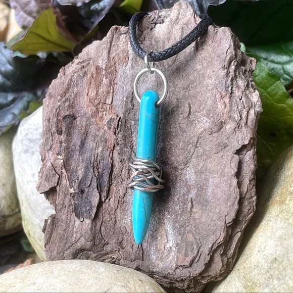 5 For $25💫Turquoise Spike Pendant Necklace - Picture 6 of 6